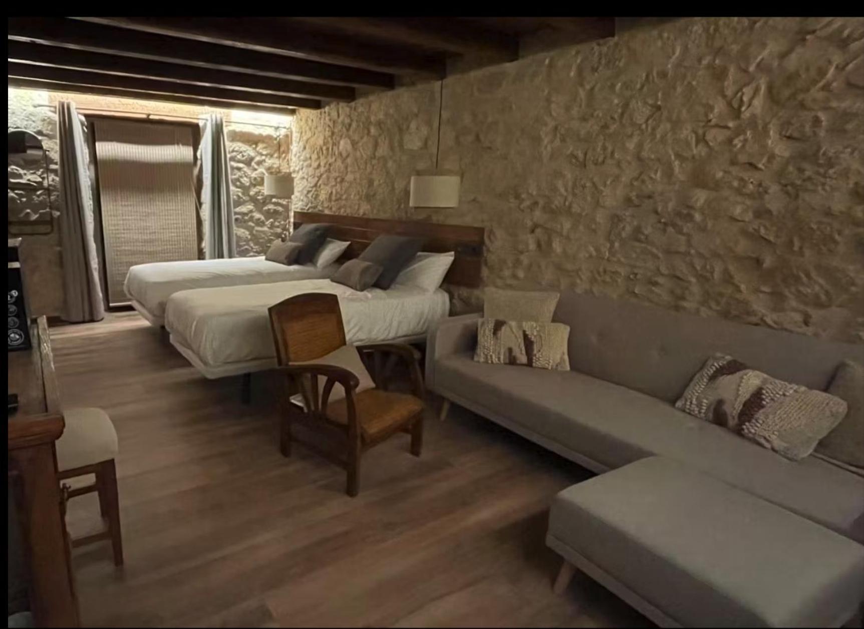 La Casa Del Cantero Pinilla del Valle Esterno foto