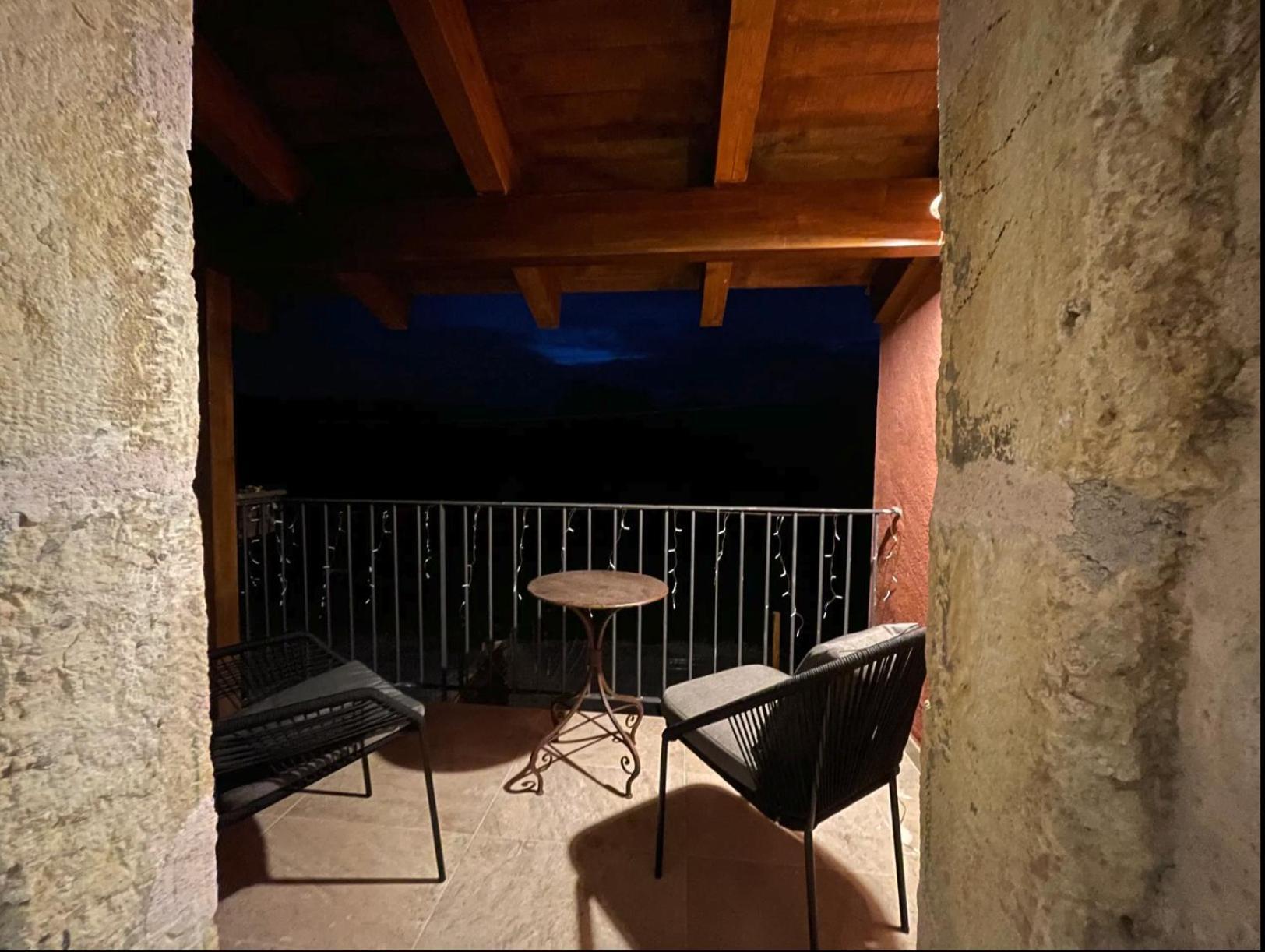 La Casa Del Cantero Pinilla del Valle Esterno foto
