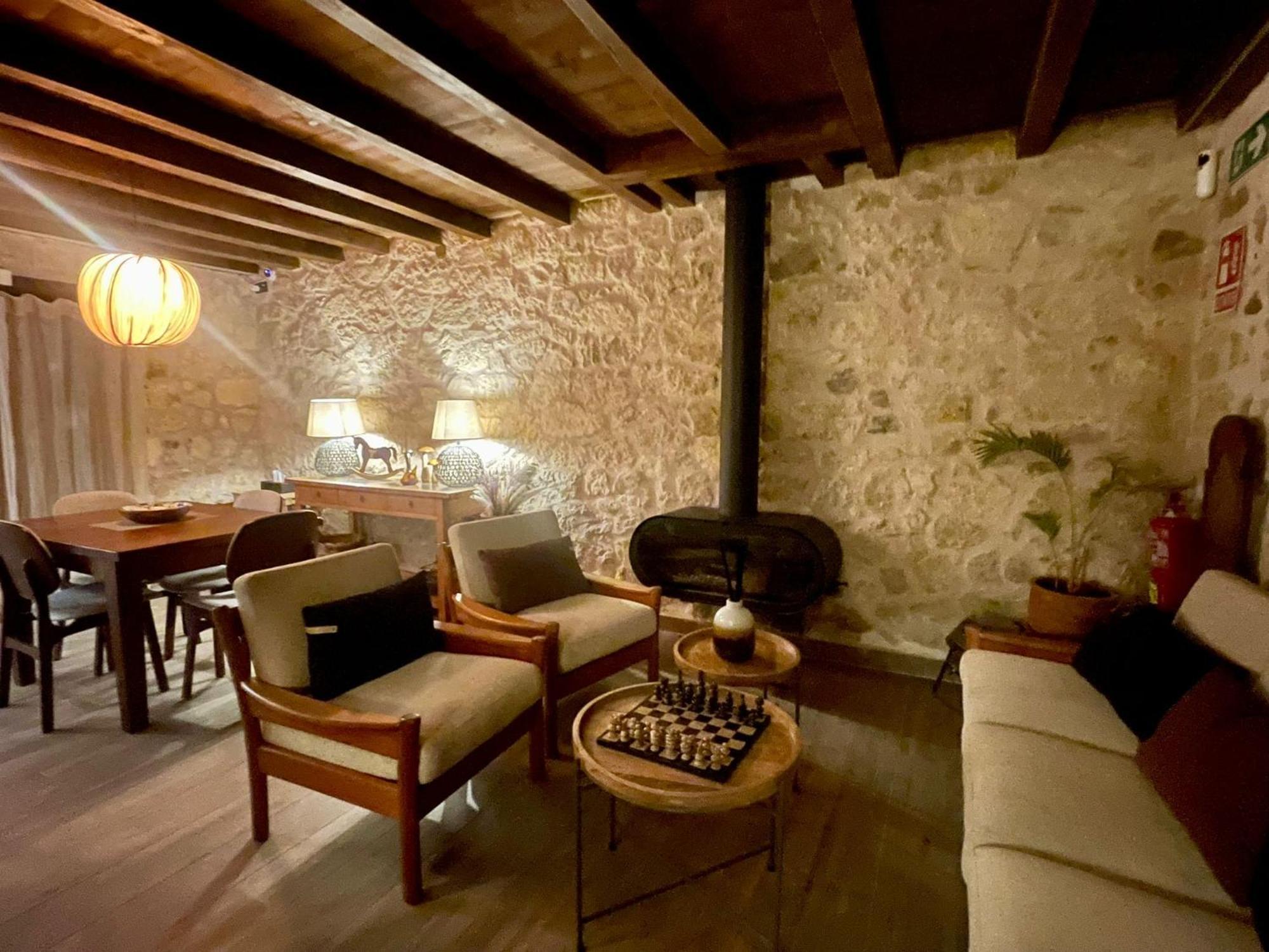 La Casa Del Cantero Pinilla del Valle Esterno foto